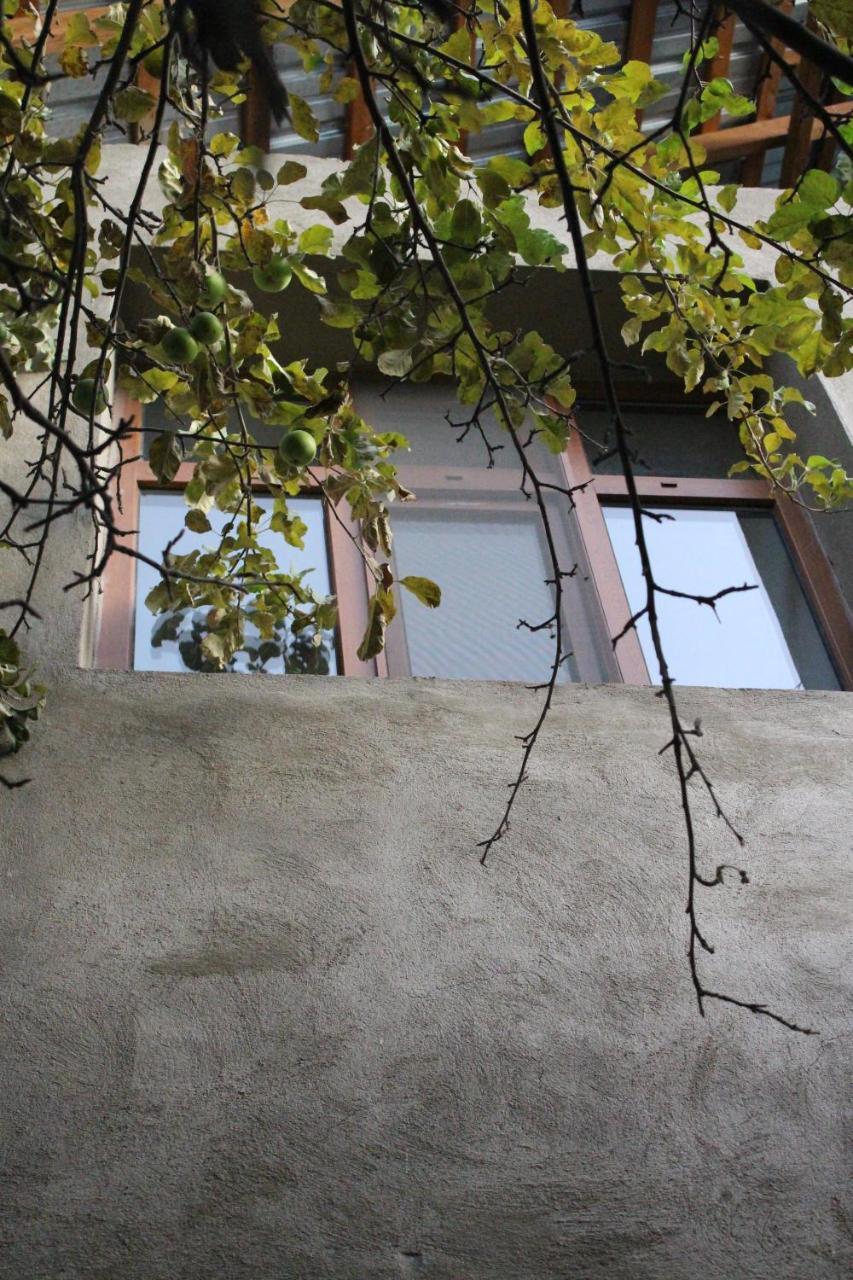 Riverside Khorog Exterior foto